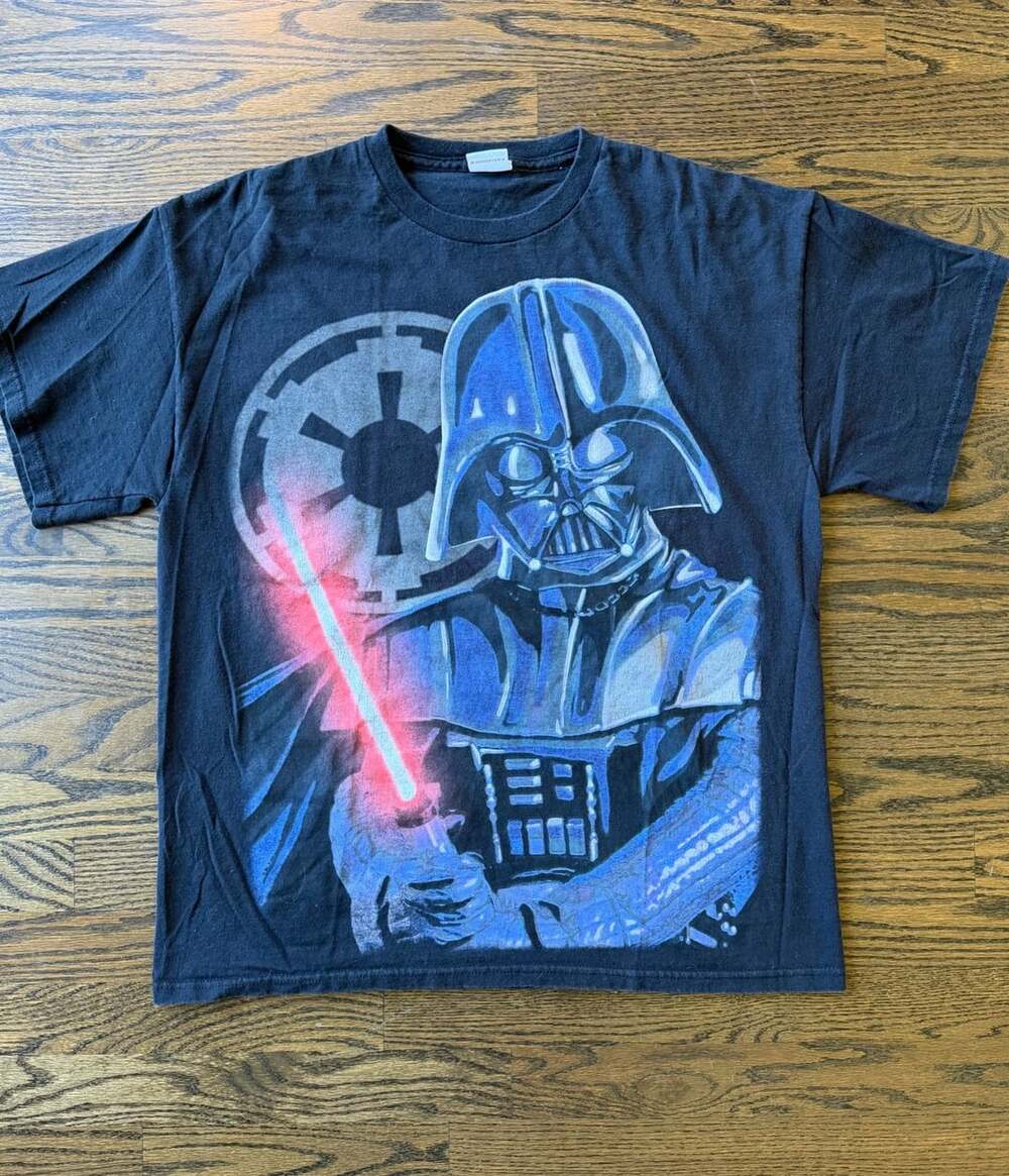 Vintage 90s Star Wars Darth Vader Graphic T-shirt
